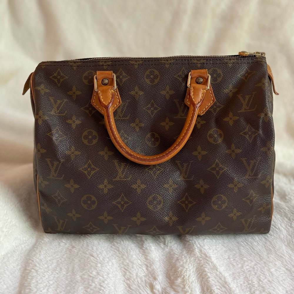 Authentic Louis Vuitton Speedy 30 Monogram LV